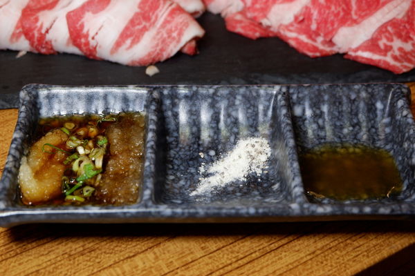 【食記】台北・松江南京｜建國北路隱藏火鍋・小心痛風！超狂蝦子蛤蜊大集合！婧shabu火鍋・附菜單