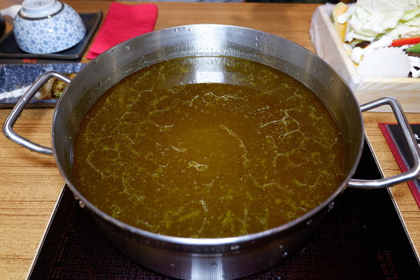 【食記】台北・松江南京｜建國北路隱藏火鍋・小心痛風！超狂蝦子蛤蜊大集合！婧shabu火鍋・附菜單