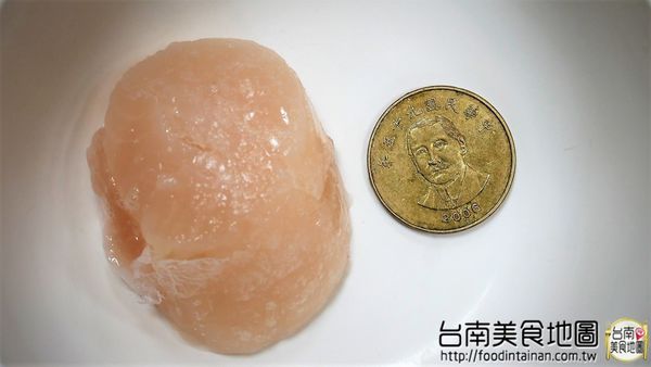 丸鮮魚翅牛豬平價自助火鍋：【台南市-安平區美食】從永華路的『台南茄萣魚翅火鍋』移來中華西麥當勞旁的【丸鮮魚翅牛豬平價火鍋】！提供各式新鮮的海味，甚至老客戶嘴饞的預訂珍品~來這都能一飽口福啦٩(♡ε♡ )۶