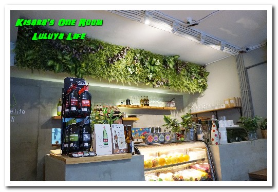 璐露野生活Luluyelife Café：台北大安野餐餐廳． 不被風吹日曬的華麗風派對野餐桌──璐露野生活