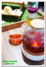 璐露野生活Luluyelife Café：台北大安野餐餐廳． 不被風吹日曬的華麗風派對野餐桌──璐露野生活