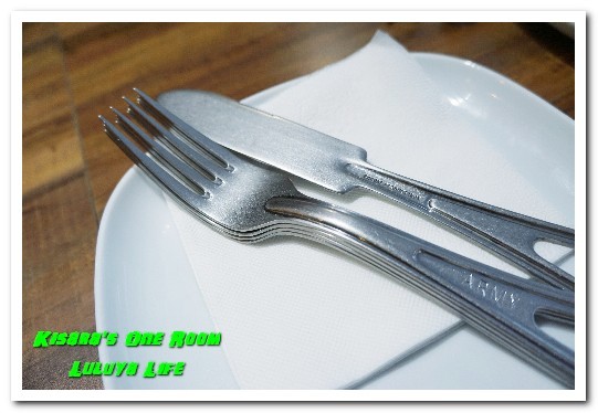 璐露野生活Luluyelife Café：台北大安野餐餐廳． 不被風吹日曬的華麗風派對野餐桌──璐露野生活