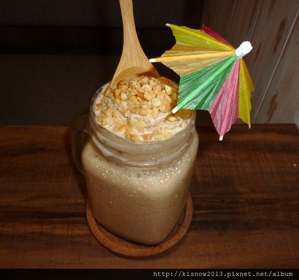 璐露野77-花生牛奶冰沙.JPG