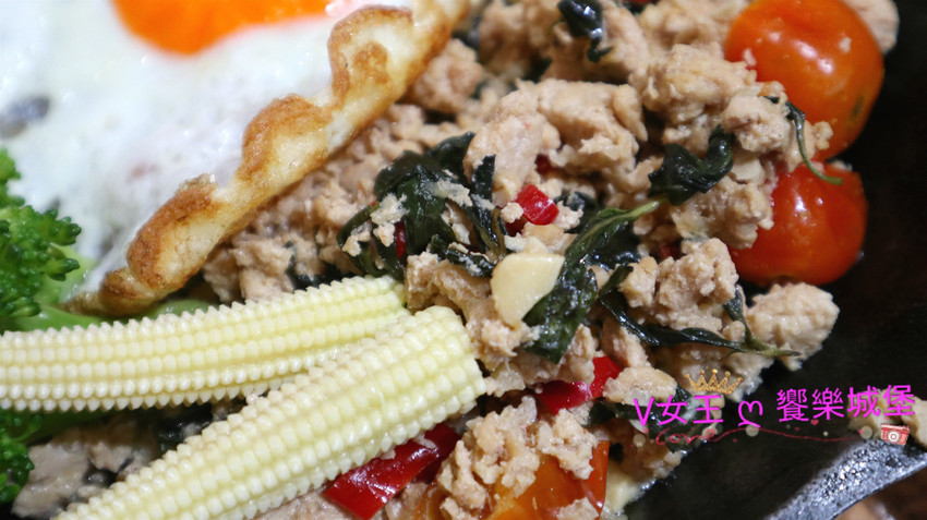 【台北信義安和美食】璐露野生活 LULUYELIFE CAFÉ 野餐餐廳 ~ 誰說不能在室內野餐，華麗的雙人派對野餐桌，跟姊妹享受不被風吹日曬的野餐日