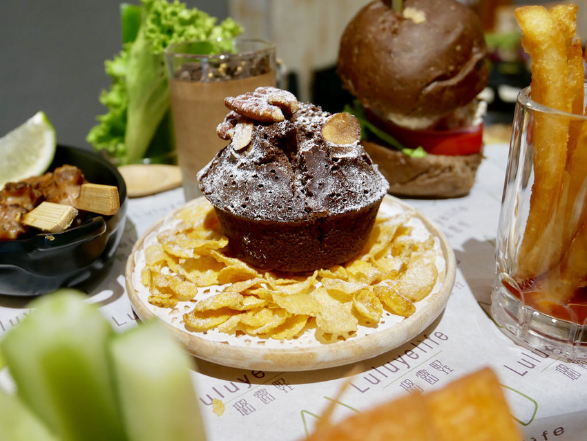 [台北大安] 來璐露野夏天野餐不曬黑還可以吹冷氣吃好料 / 信義安和站／野餐餐廳／台北外燴佈置／CP值美食 / 輕食下午茶