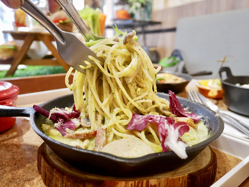 [台北大安] 來璐露野夏天野餐不曬黑還可以吹冷氣吃好料 / 信義安和站／野餐餐廳／台北外燴佈置／CP值美食 / 輕食下午茶