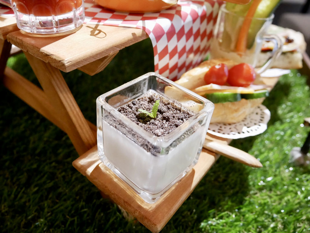 [台北大安] 璐露野生活 LULUYELIFE CAFÉ華麗夢幻的派對野餐桌 / 野餐餐廳 / 輕食三明治 / 可外帶外送