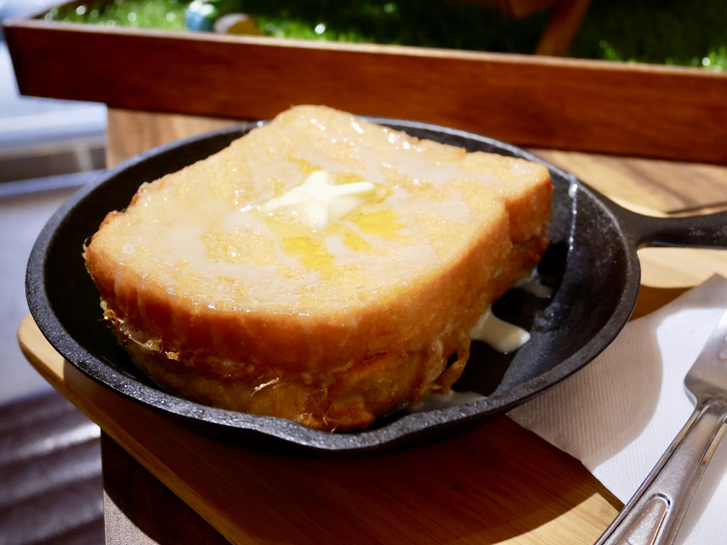 [台北大安] 璐露野生活 LULUYELIFE CAFÉ華麗夢幻的派對野餐桌 / 野餐餐廳 / 輕食三明治 / 可外帶外送