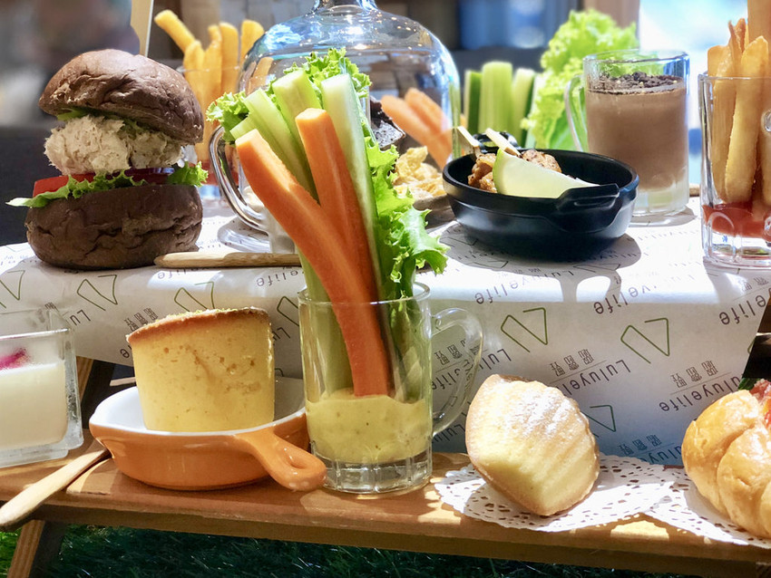 [台北大安] 來璐露野夏天野餐不曬黑還可以吹冷氣吃好料 / 信義安和站／野餐餐廳／台北外燴佈置／CP值美食 / 輕食下午茶