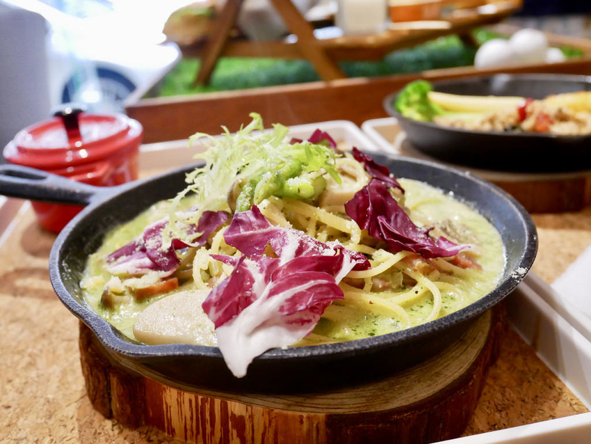 [台北大安] 來璐露野夏天野餐不曬黑還可以吹冷氣吃好料 / 信義安和站／野餐餐廳／台北外燴佈置／CP值美食 / 輕食下午茶