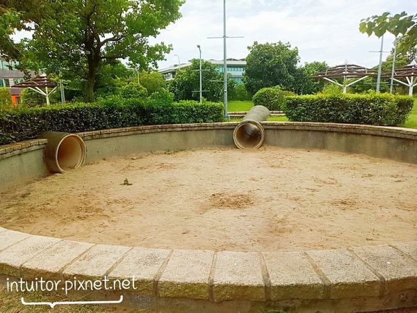 內湖運動公園沙坑.jpg
