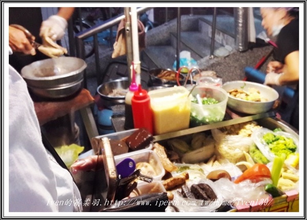 欲罷不能鹹水雞 (北市大安店)：《捷運大安站小吃》下班後的輕食小吃-『欲罷不能鹹水雞』