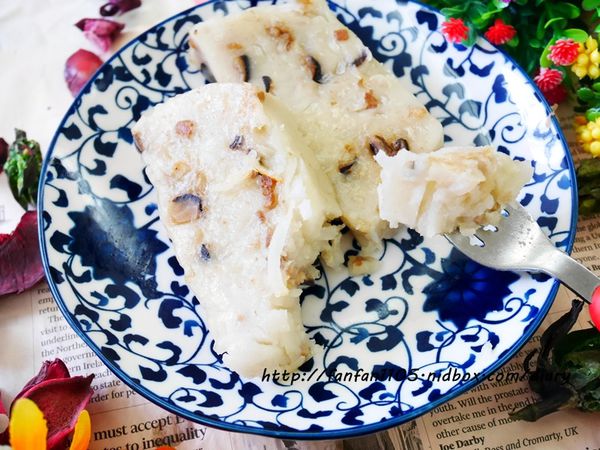 【台南美食】台南伴手禮 德祿蘿蔔糕 古早味 純手工製作 真材實料 (18).JPG