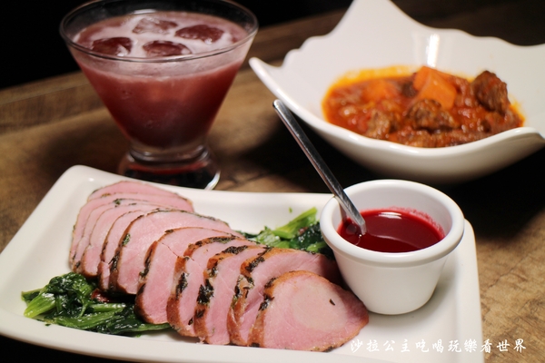 綠洲酒館：大安區好有文藝氣息的酒Bar『The oasis tavern 綠洲酒館』現場爵士樂表演/捷運大安站