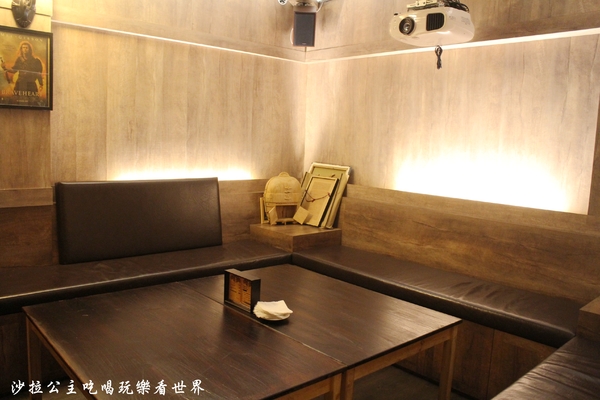 綠洲酒館：大安區好有文藝氣息的酒Bar『The oasis tavern 綠洲酒館』現場爵士樂表演/捷運大安站