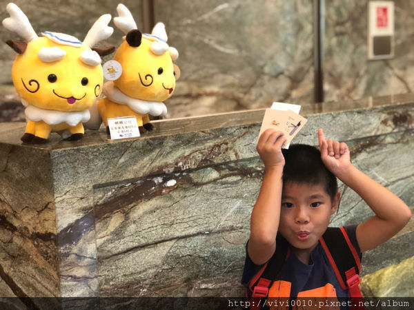 圓圓家出去玩-<礁溪住宿>最高景觀風呂，礁溪麒麟大飯店，冷冷的天就是要泡溫泉玩水去!