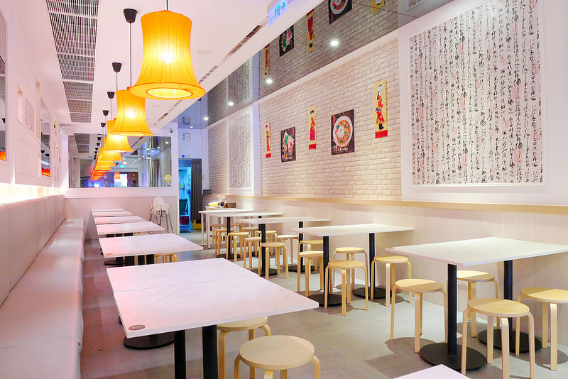 初川食堂：網路好評川味麻辣牛肉麵 招牌牛三寶麵香麻爽辣每日限量供應！