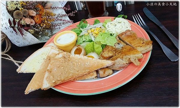 倆手早午餐:倆手 Two Hands Brunch║一早就要吃得很澎湃!義大利麵、燉飯早午餐,還有超值早餐只要$39!