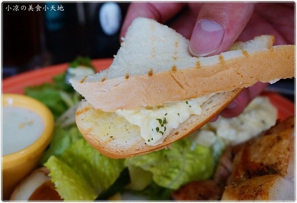 倆手早午餐:倆手 Two Hands Brunch║一早就要吃得很澎湃!義大利麵、燉飯早午餐,還有超值早餐只要$39!