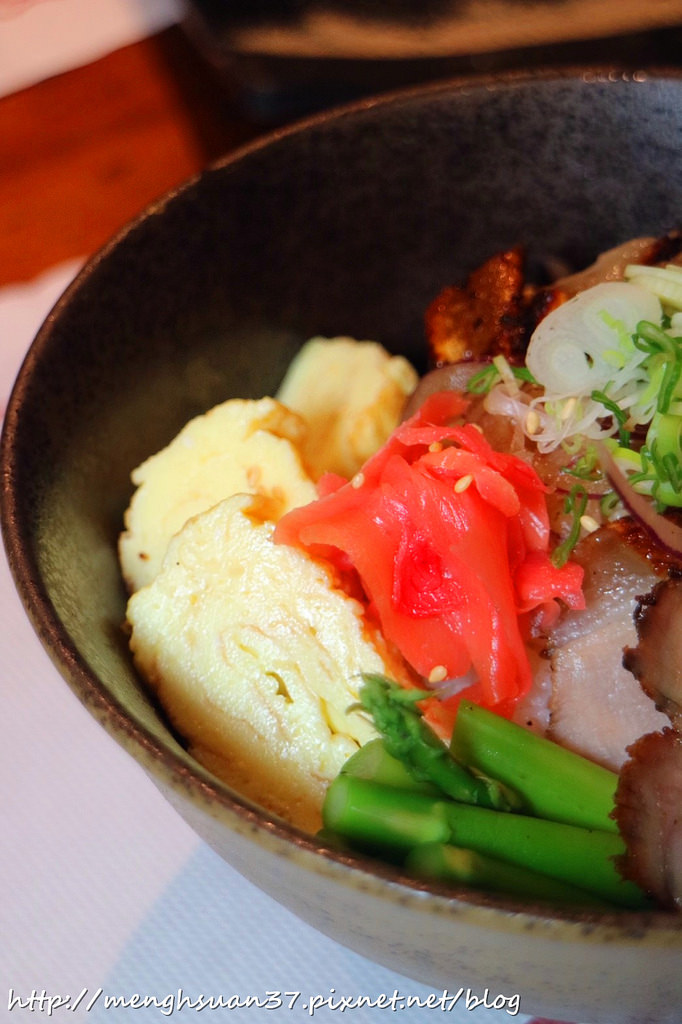 20180430_180430_0012