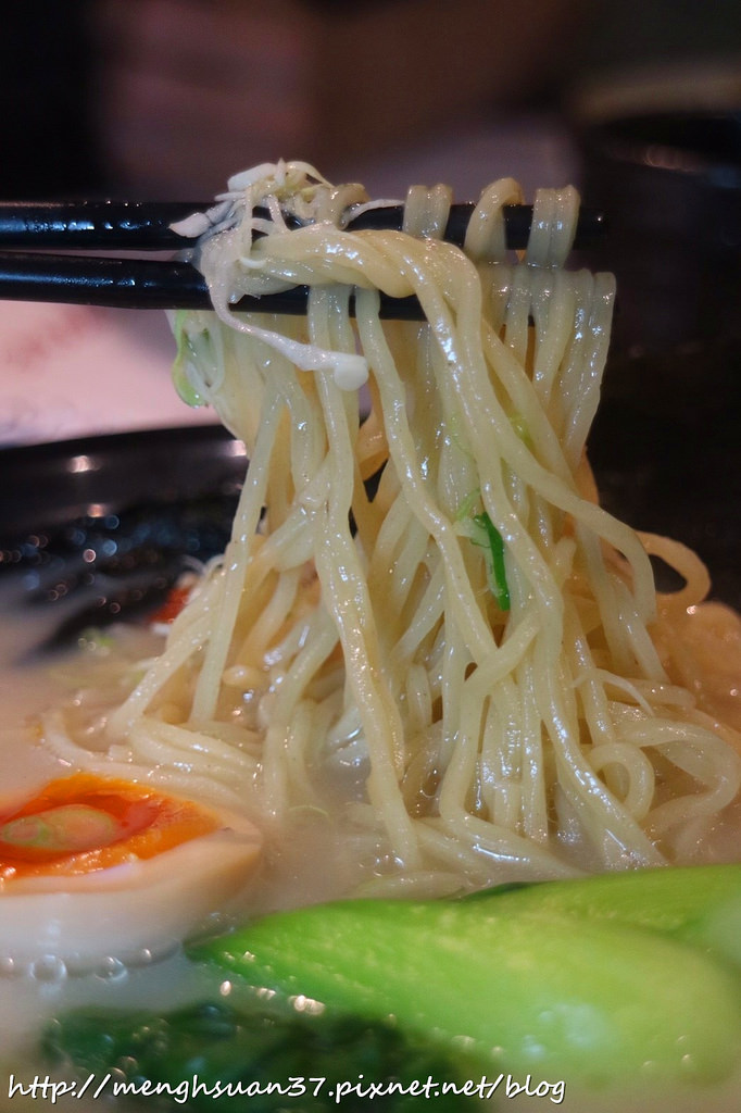 20180430_180430_0033