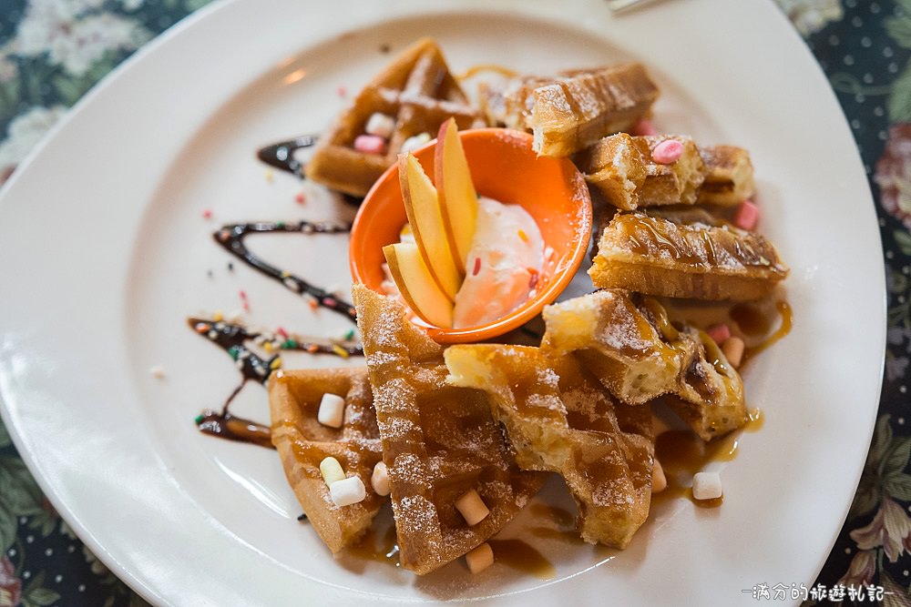 新竹關西景點》宏晟菇業休閒園區 LOVE草原咖啡下午茶 親子沙坑戲水遊樂趣 - 滿分的旅遊札記