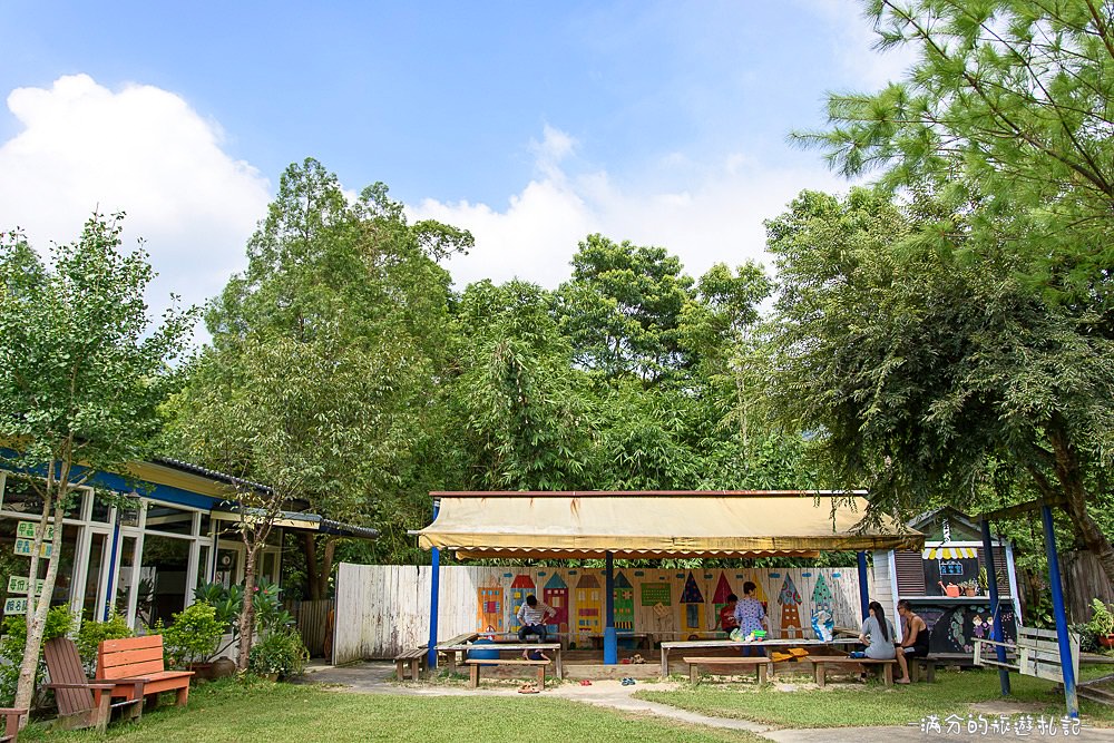 新竹關西景點》宏晟菇業休閒園區 LOVE草原咖啡下午茶 親子沙坑戲水遊樂趣 - 滿分的旅遊札記