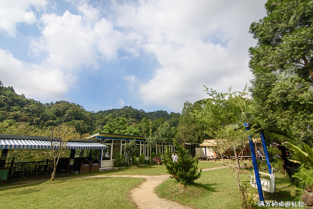 新竹關西景點》宏晟菇業休閒園區 LOVE草原咖啡下午茶 親子沙坑戲水遊樂趣 - 滿分的旅遊札記