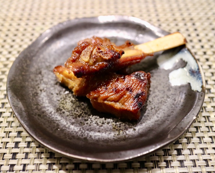 【原月日式頂級帝王蟹燒烤吃到飽】鹽蔥牛舌、肋眼牛排任你吃，桌邊專業代烤，輕鬆享受美食 - 邦妮2兔