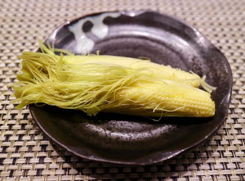 【原月日式頂級帝王蟹燒烤吃到飽】鹽蔥牛舌、肋眼牛排任你吃，桌邊專業代烤，輕鬆享受美食 - 邦妮2兔