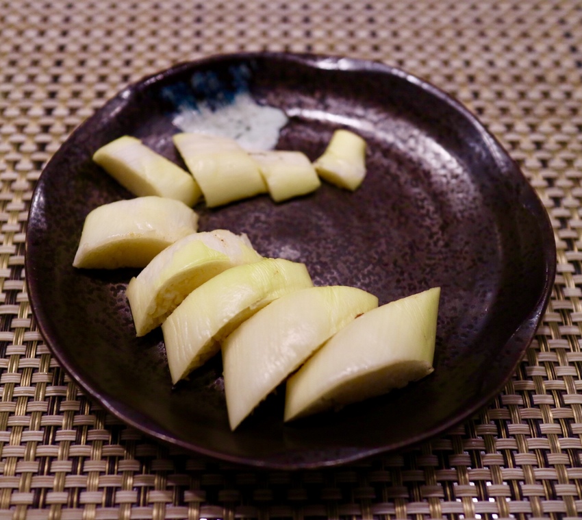 【原月日式頂級帝王蟹燒烤吃到飽】鹽蔥牛舌、肋眼牛排任你吃，桌邊專業代烤，輕鬆享受美食 - 邦妮2兔