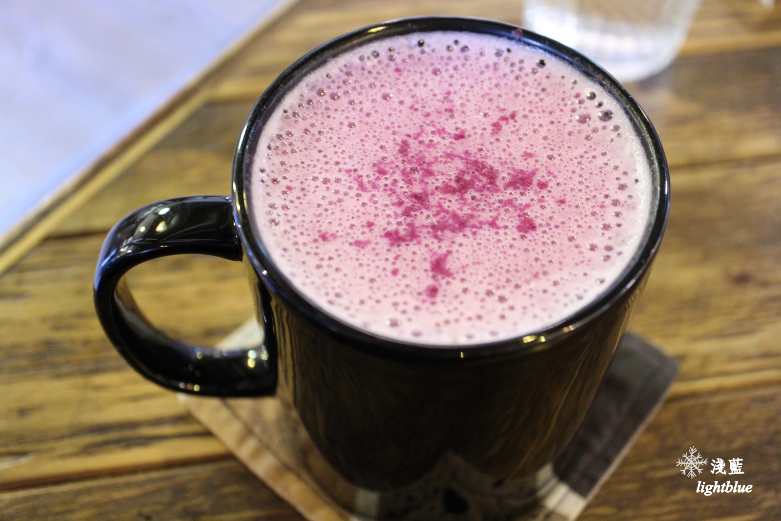 宜蘭美食：淺藍 × 賣捌所 UriSabakisho～宜蘭文青必訪日式老屋咖啡與藝文展演空間