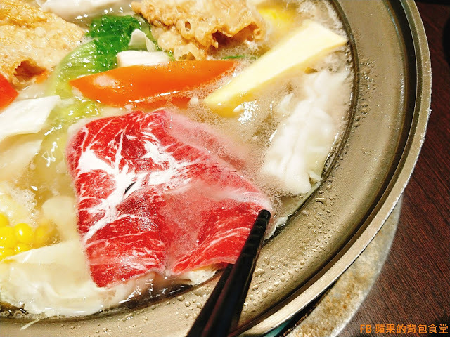 [食記] 苗栗竹南 - 連紀六今鍋物 海陸雙贏的超值饗宴 波士頓龍蝦活跳跳 A5黑毛和牛 安格斯黑牛入口即化 苗栗美食 苗栗火鍋