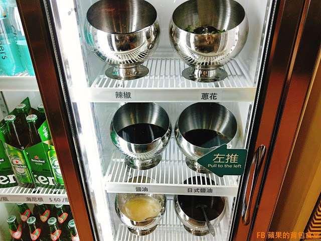 [食記] 苗栗竹南 - 連紀六今鍋物 海陸雙贏的超值饗宴 波士頓龍蝦活跳跳 A5黑毛和牛 安格斯黑牛入口即化 苗栗美食 苗栗火鍋