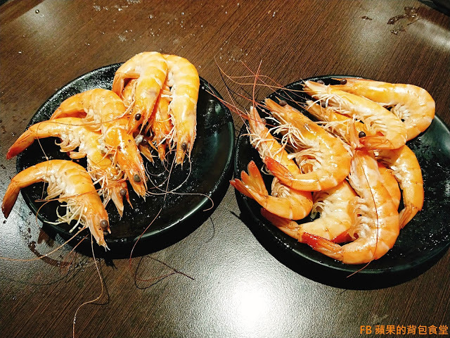 [食記] 苗栗竹南 - 連紀六今鍋物 海陸雙贏的超值饗宴 波士頓龍蝦活跳跳 A5黑毛和牛 安格斯黑牛入口即化 苗栗美食 苗栗火鍋