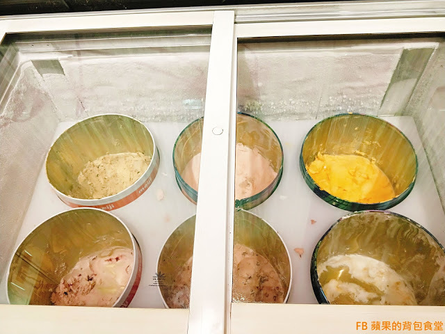 [食記] 苗栗竹南 - 連紀六今鍋物 海陸雙贏的超值饗宴 波士頓龍蝦活跳跳 A5黑毛和牛 安格斯黑牛入口即化 苗栗美食 苗栗火鍋