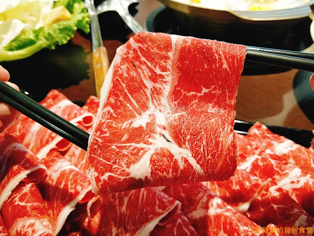 [食記] 苗栗竹南 - 連紀六今鍋物 海陸雙贏的超值饗宴 波士頓龍蝦活跳跳 A5黑毛和牛 安格斯黑牛入口即化 苗栗美食 苗栗火鍋