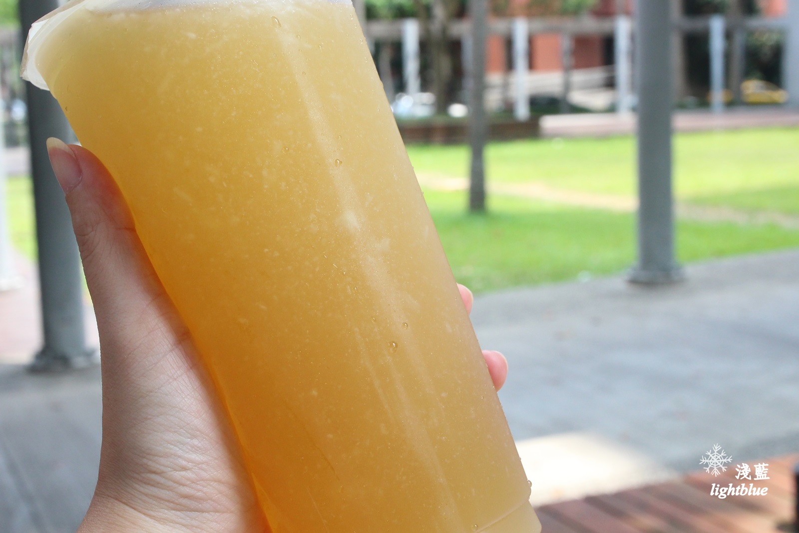 [ 科技大樓站美食 ] 淺藍 × 春山茶水（原烏鐵茶水鋪）～最愛玉露抹茶拿鐵、翡翠檸檬茶