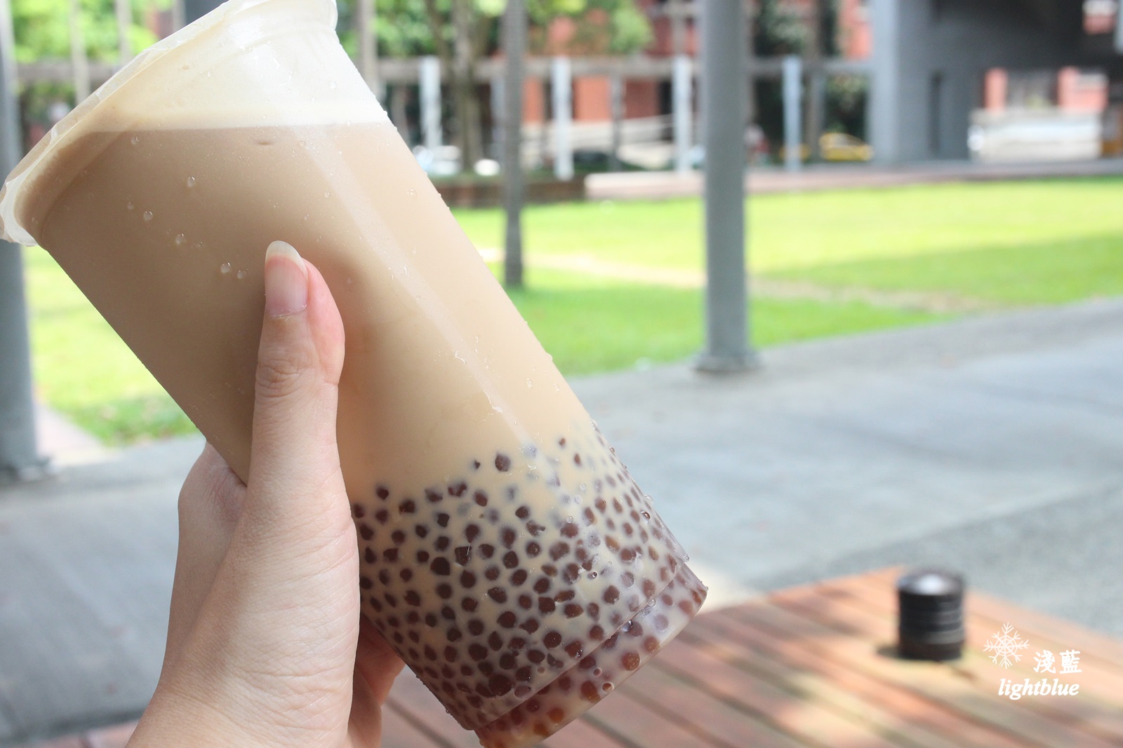 [ 科技大樓站美食 ] 淺藍 × 春山茶水（原烏鐵茶水鋪）～最愛玉露抹茶拿鐵、翡翠檸檬茶