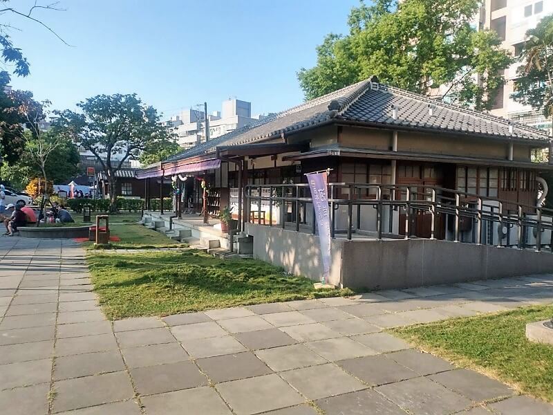 納涼屋 園內一景