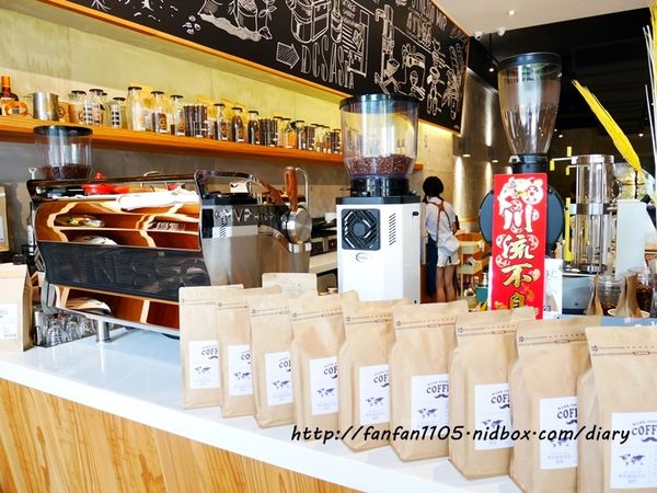 【汐止早午餐咖啡】馬克老爹咖啡烘焙門市 高CP值的咖啡王國 咖啡控可別錯過 (31).JPG