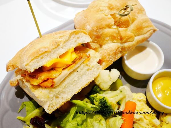 【汐止早午餐咖啡】馬克老爹咖啡烘焙門市 高CP值的咖啡王國 咖啡控可別錯過 (16).JPG