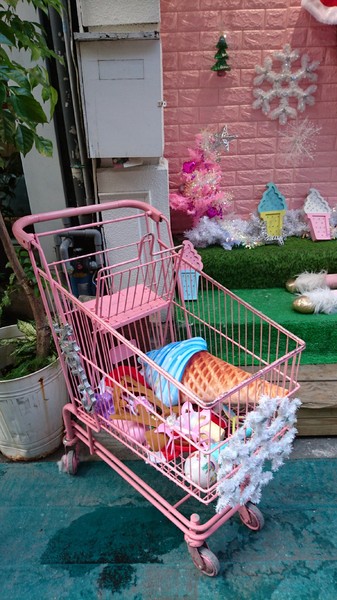 Uni Cone:台北~Uni Cone 魔法棒冰淇淋~美人魚、獨角獸、公主派對造型~超夢幻冰品~少女心大噴發~ Uni Cone:台北~Uni Cone 魔法棒冰淇淋~美人魚、獨角獸、公主派對造型~超夢幻冰品~少女心大噴發~