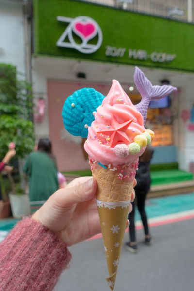 | Taiwan Taipei 台灣 台北 中山區 ☻ Uni cone 魔法棒冰淇淋 | 夢幻獨角獸冰淇淋 . 美少女戰士冰淇淋 可愛度破表 超吸眼球 尖叫到沙聲 夢幻系冰淇淋