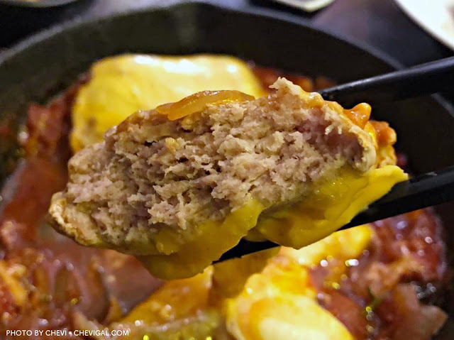 台中南屯│Noline食堂＊山盛炸雞丼份量多到小心山崩，還有讓人香到哭的斐濟風漢堡排飯