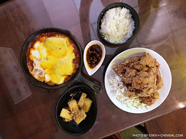 台中南屯│Noline食堂＊山盛炸雞丼份量多到小心山崩，還有讓人香到哭的斐濟風漢堡排飯