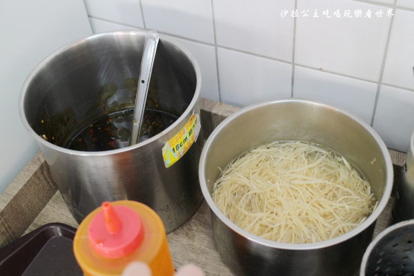 四海豆漿:創意口味蛋餅/飯糰/中山區早餐/近台北大學『興安四海豆漿』捷運南京復興站