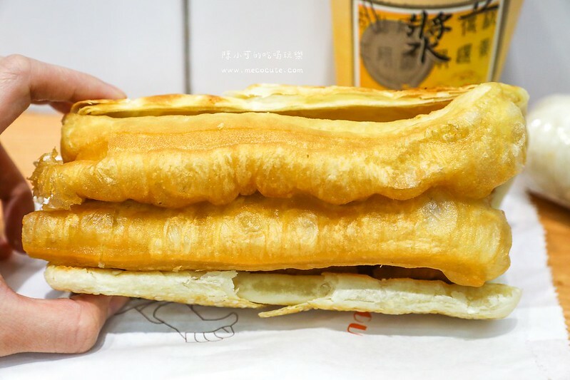 台北市中山區營業時間很長，越晚越熱鬧，台北人氣燒餅油條 招牌酥皮蛋餅 鹹蛋飯糰！