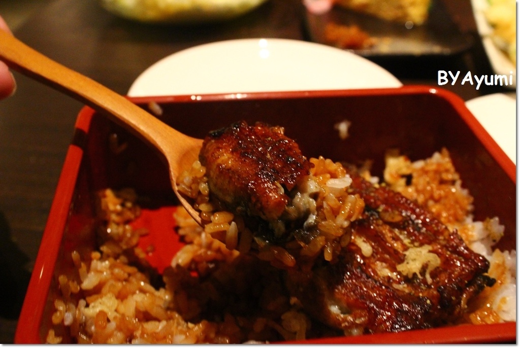 魚庒-日本百年鰻料理專門店：『愛評體驗團』台北中山區鰻魚料理專門店大戰之魚庒-日本百年鰻料理專門店