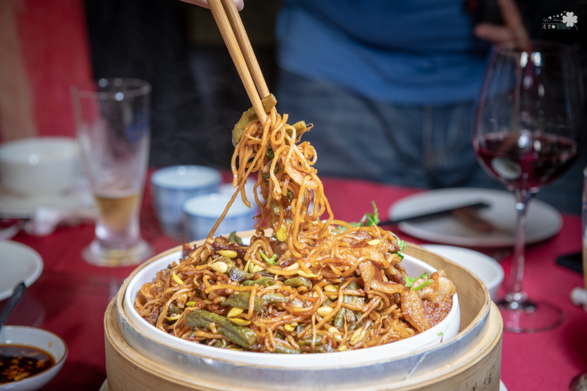 台北大安美食》南村｜私廚‧小酒棧 - 道地美味眷村菜 客制化時尚合菜 - 時空幻境 凌雲江海清